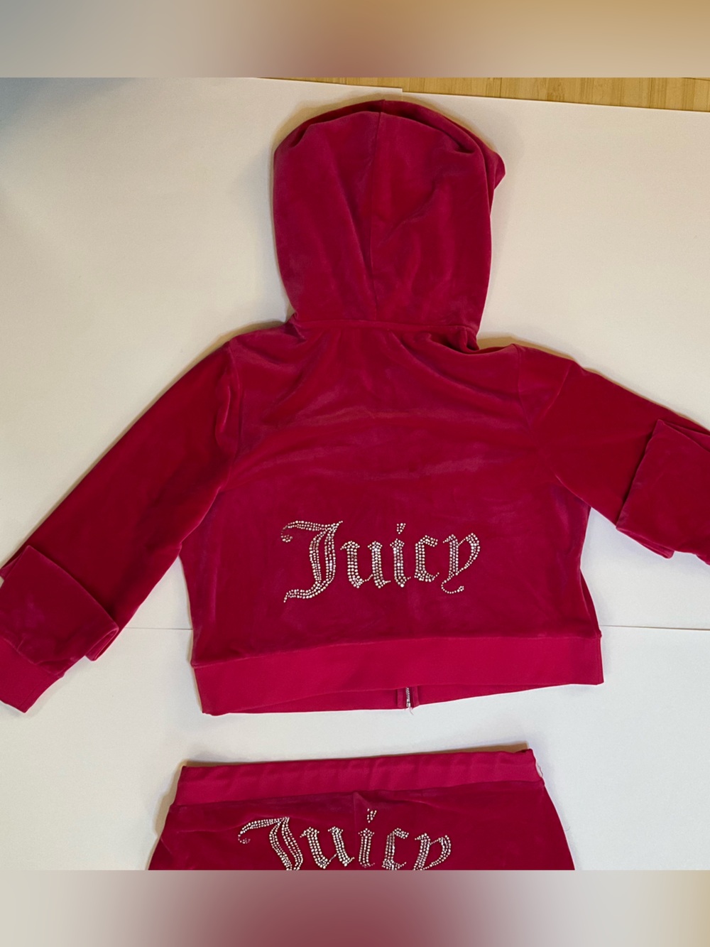 Juicy Couture Pink Velour Tracksuit Set - Rhinestone Gothic Back Logo - Size 1X - Picture 12 of 16